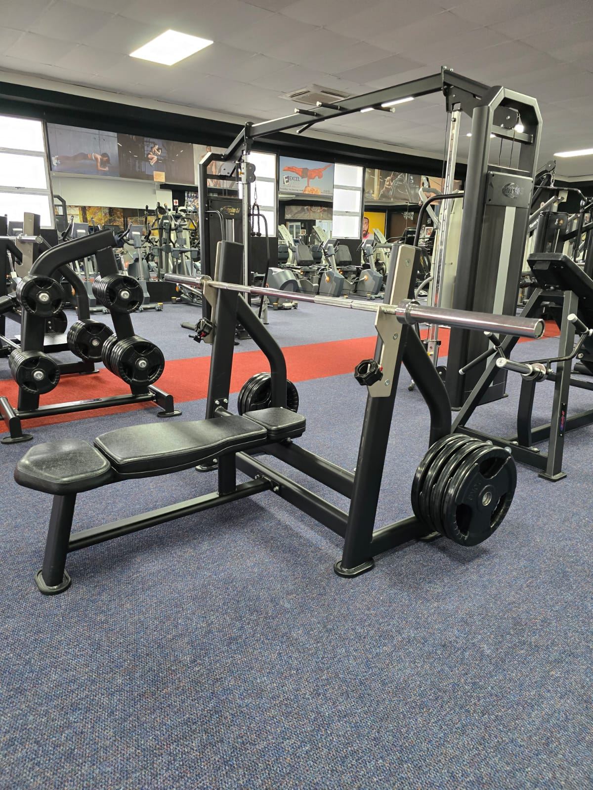 Bench press station