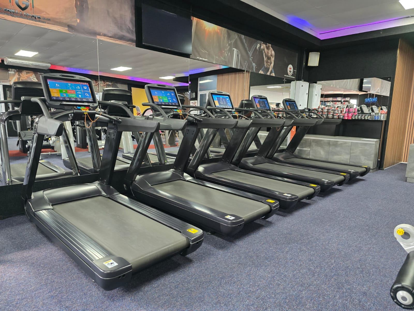 Treadmills with touchscreen consoles